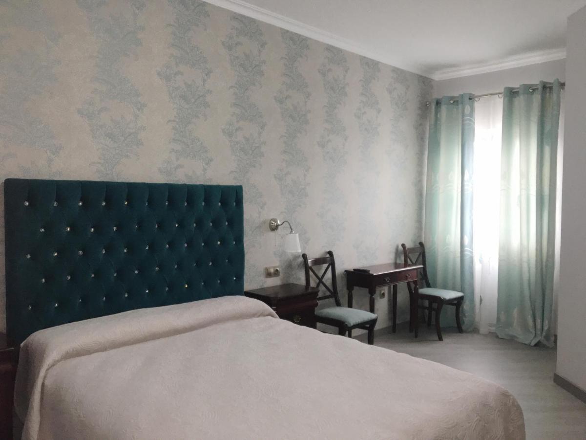 Morón de la Frontera La Morona Hotel מראה חיצוני תמונה