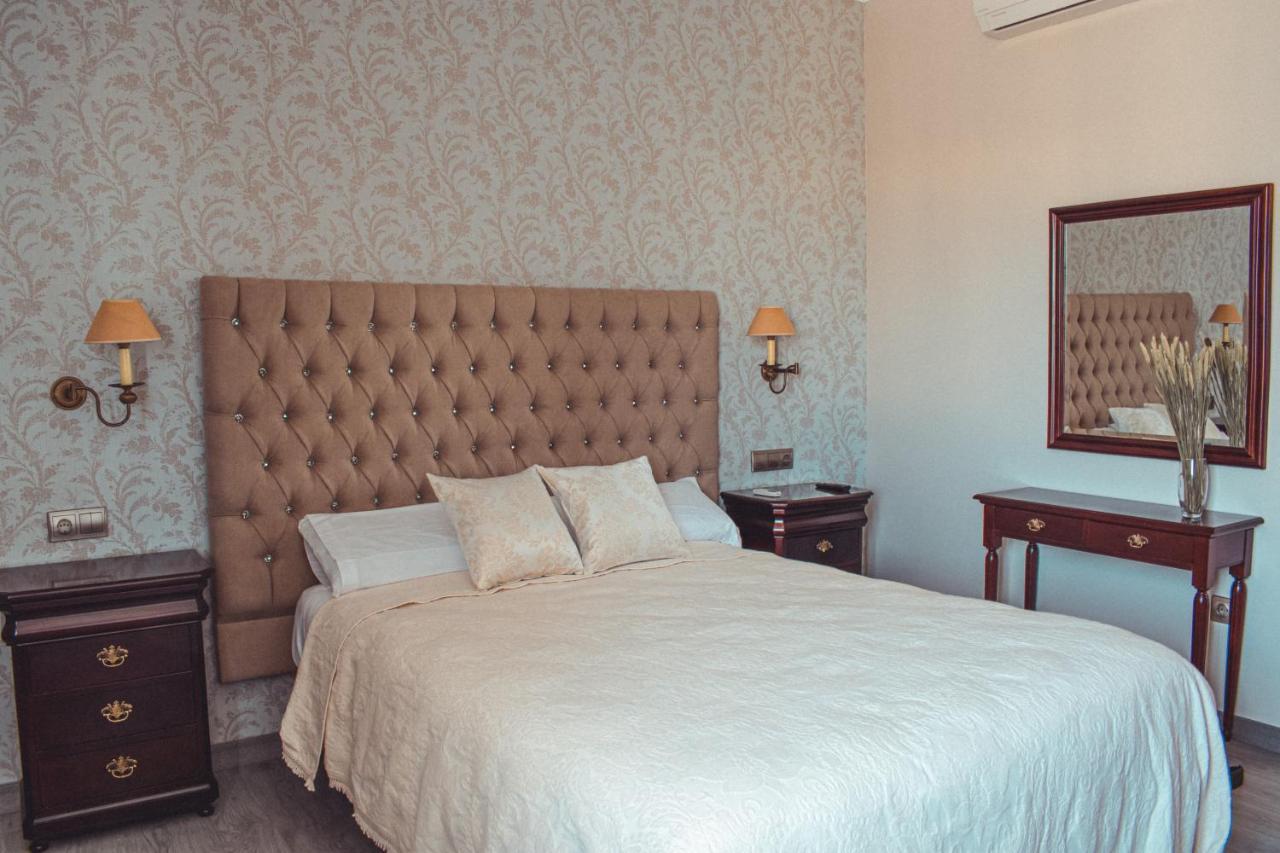 Morón de la Frontera La Morona Hotel מראה חיצוני תמונה